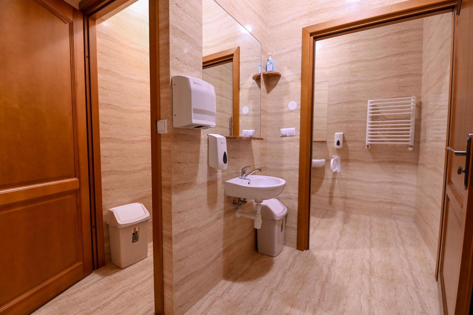 Pod Tatrami 2 - Swietna Lokalizacja, Obok Przystanku Ski Busa Oraz Restauracji, Duzy Parking Бялка-Татшаньска Экстерьер фото