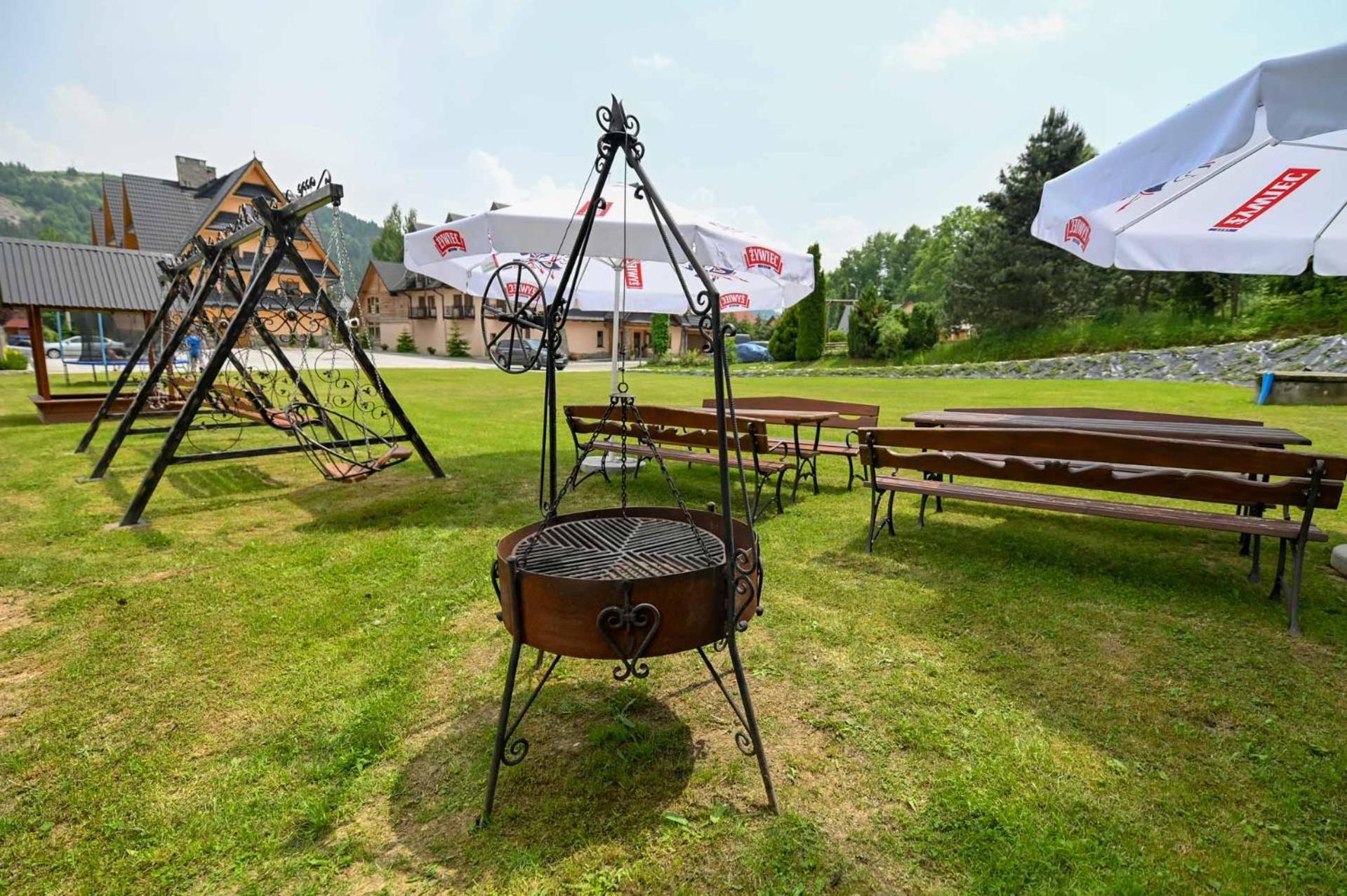 Pod Tatrami 2 - Swietna Lokalizacja, Obok Przystanku Ski Busa Oraz Restauracji, Duzy Parking Бялка-Татшаньска Экстерьер фото